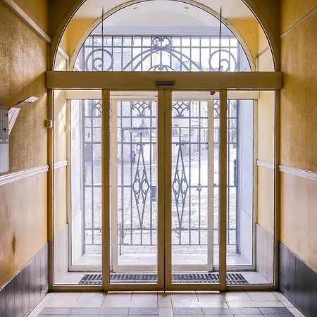 Appartamento Old Town Main Square With Sauna *